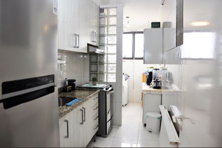 Apartamento à venda com 60m², 2 quartos e 1 vaga Apartamento à venda com 60m², 2 quartos e 1 vagaDetalhe - Cozinha
