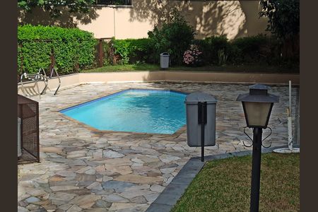 Apartamento à venda com 60m², 2 quartos e 1 vaga Apartamento à venda com 60m², 2 quartos e 1 vagaÁrea comum - Piscina