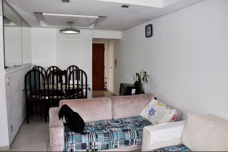 Apartamento à venda com 60m², 2 quartos e 1 vaga Apartamento à venda com 60m², 2 quartos e 1 vagaDetalhe - Sala e Sala de Jantar