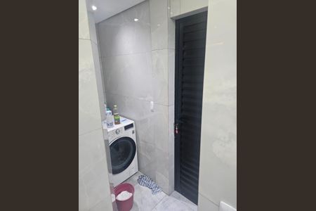 Apartamento à venda com 58m², 2 quartos e 1 vaga Apartamento à venda com 58m², 2 quartos e 1 vagaÁrea de serviço