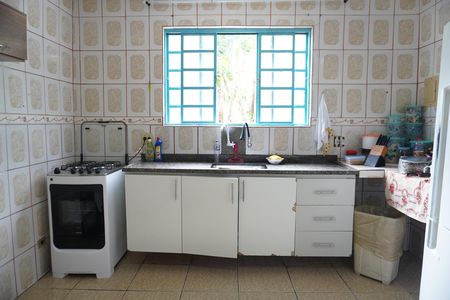 Cozinha de casa à venda com 2 quartos, 171m² em Vila Carmosina, São Paulo