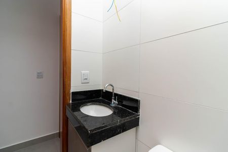 Banheiro de apartamento para alugar com 1 quarto, 35m² em Vila Dom Pedro Ii, São Paulo