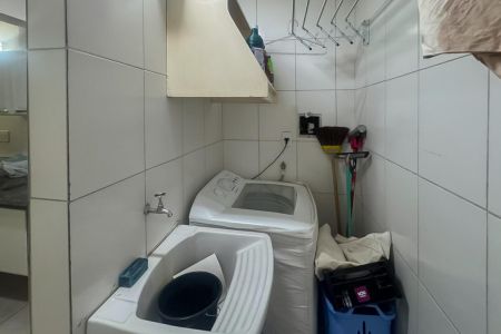 Área de serviço de apartamento para alugar com 2 quartos, 80m² em Funcionários, Belo Horizonte