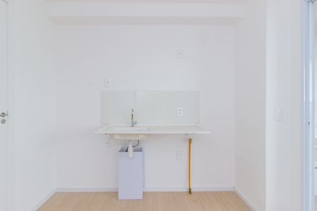 Apartamento para alugar com 38m², 2 quartos e sem vaga Apartamento para alugar com 38m², 2 quartos e sem vagaSala/Cozinha