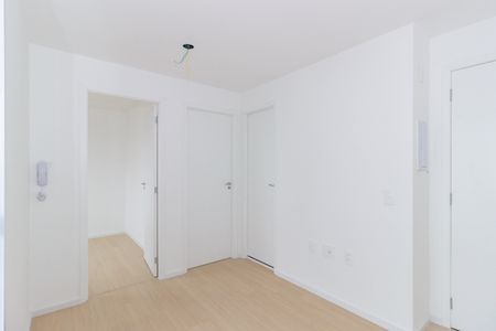 Apartamento para alugar com 38m², 2 quartos e sem vaga Apartamento para alugar com 38m², 2 quartos e sem vagaSala