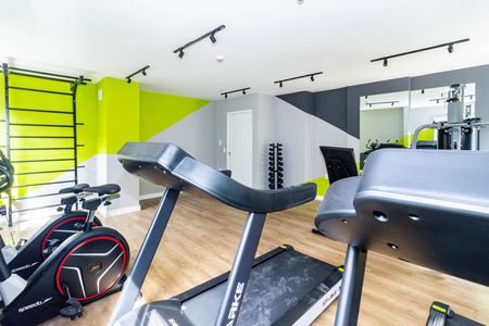 Apartamento para alugar com 38m², 2 quartos e sem vaga Apartamento para alugar com 38m², 2 quartos e sem vagaÁrea comum - Academia