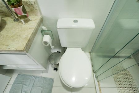 Casa de condomínio à venda com 155m², 3 quartos e 2 vagasBanheiro Social