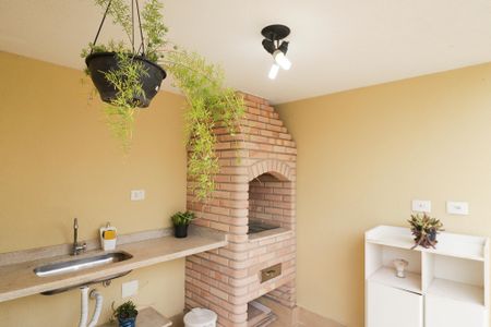 Casa de condomínio à venda com 155m², 3 quartos e 2 vagasChurrasqueira/Terraço