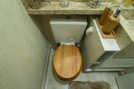 Casa de condomínio à venda com 155m², 3 quartos e 2 vagasLavabo