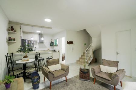Sala de casa de condomínio à venda com 3 quartos, 155m² em Vila Guaca, São Paulo