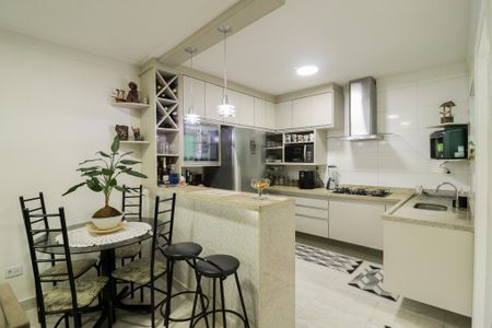 Casa de condomínio à venda com 155m², 3 quartos e 2 vagasCozinha e Área de Serviço