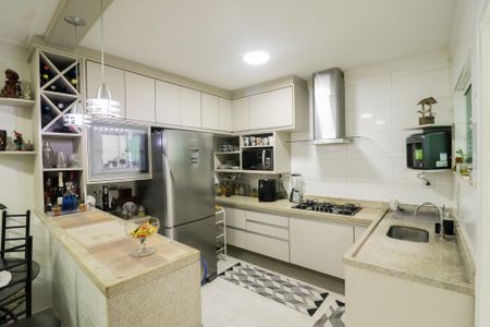 Casa de condomínio à venda com 155m², 3 quartos e 2 vagasCozinha e Área de Serviço
