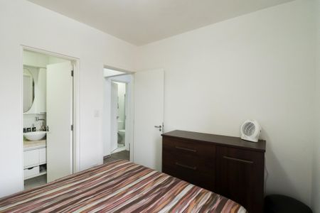 Casa de condomínio à venda com 155m², 3 quartos e 2 vagasSuíte