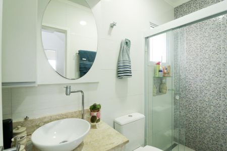 Casa de condomínio à venda com 155m², 3 quartos e 2 vagasBanheiro Social