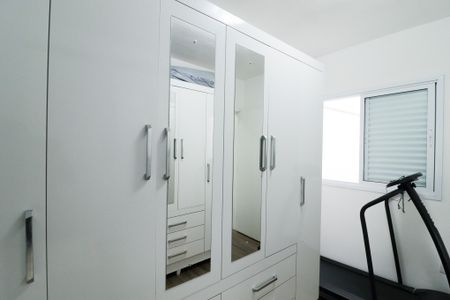 Casa de condomínio à venda com 155m², 3 quartos e 2 vagasQuarto 2