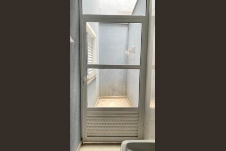 Apartamento para alugar com 47m², 2 quartos e sem vaga Apartamento para alugar com 47m², 2 quartos e sem vagaÁrea de Serviço