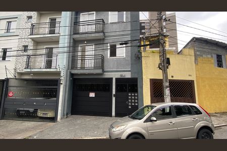 Apartamento para alugar com 47m², 2 quartos e sem vaga Apartamento para alugar com 47m², 2 quartos e sem vagaFachada