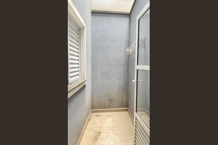 Apartamento para alugar com 47m², 2 quartos e sem vaga Apartamento para alugar com 47m², 2 quartos e sem vagaQuintal