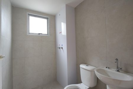 Apartamento à venda com 48m², 2 quartos e 1 vagaBanheiro Social