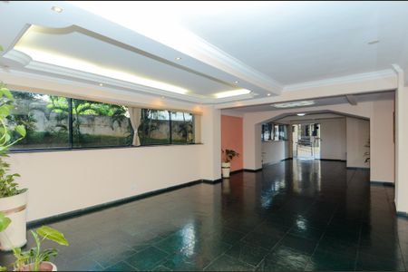 Apartamento para alugar com 78m², 2 quartos e 1 vaga Apartamento para alugar com 78m², 2 quartos e 1 vagaHall Social
