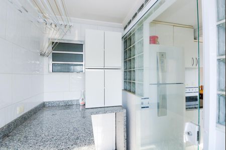 Apartamento para alugar com 78m², 2 quartos e 1 vagaÁrea de Serviço