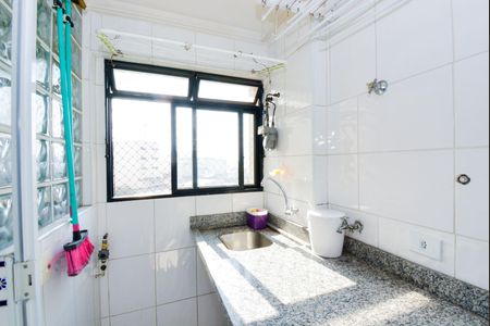 Apartamento para alugar com 78m², 2 quartos e 1 vagaÁrea de Serviço