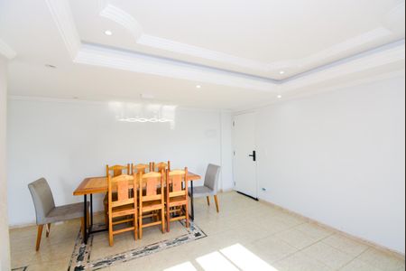 Apartamento para alugar com 78m², 2 quartos e 1 vagaSala