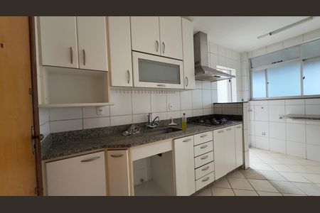 Apartamento à venda com 145m², 2 quartos e 2 vagas Apartamento à venda com 145m², 2 quartos e 2 vagasCozinha