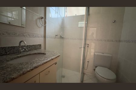 Apartamento à venda com 145m², 2 quartos e 2 vagas Apartamento à venda com 145m², 2 quartos e 2 vagasBanheiro