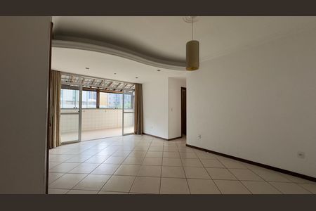 Apartamento à venda com 145m², 2 quartos e 2 vagas Apartamento à venda com 145m², 2 quartos e 2 vagasSala