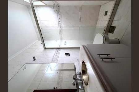 Apartamento para alugar com 197m², 3 quartos e 3 vagasBanheiro social