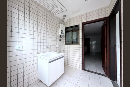 Apartamento para alugar com 197m², 3 quartos e 3 vagasÁrea de Serviço