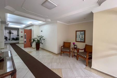 Apartamento à venda com 87m², 3 quartos e 1 vaga Apartamento à venda com 87m², 3 quartos e 1 vagaHall social
