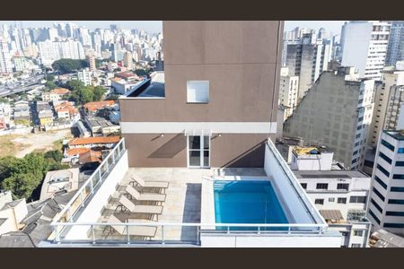Apartamento à venda com 18m², 1 quarto e sem vaga Apartamento à venda com 18m², 1 quarto e sem vagaPiscina