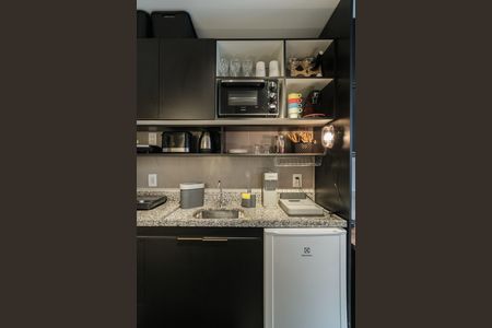 Cozinha de apartamento à venda com 1 quarto, 18m² em Bela Vista, São Paulo