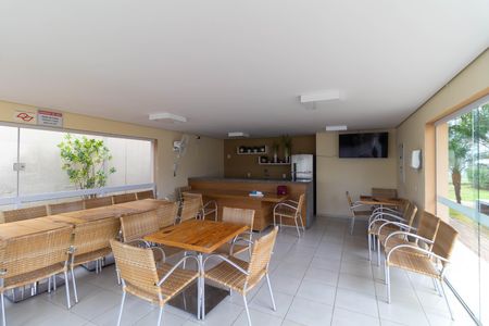 Apartamento para alugar com 47m², 2 quartos e 1 vagaÁrea comum - Salão de festas