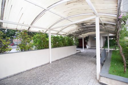 Apartamento para alugar com 68m², 2 quartos e 1 vagaÁrea comum