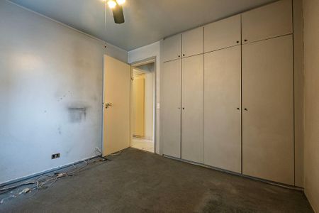 Apartamento à venda com 100m², 3 quartos e 3 vagas Apartamento à venda com 100m², 3 quartos e 3 vagasQuarto 2