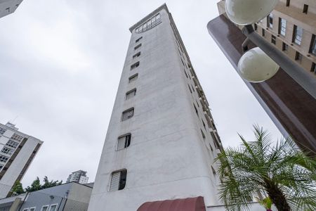 Apartamento à venda com 100m², 3 quartos e 3 vagas Apartamento à venda com 100m², 3 quartos e 3 vagasFachada
