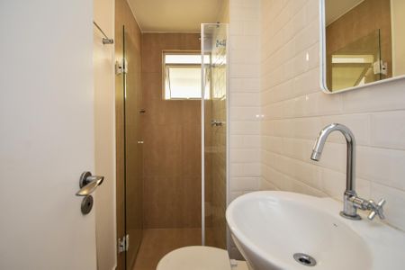 Apartamento à venda com 250m², 3 quartos e 2 vagasbanheiro serviço