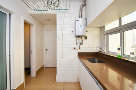 Apartamento à venda com 250m², 3 quartos e 2 vagaslavanderia