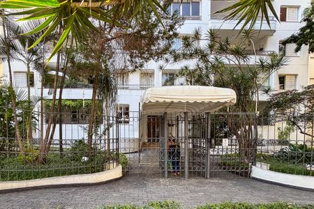 Apartamento à venda com 250m², 3 quartos e 2 vagasfachada do predio