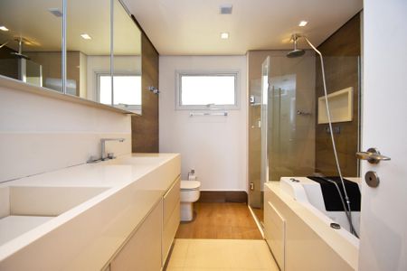 banheiro quarto 2 de apartamento para alugar com 3 quartos, 250m² em Jardim Paulista, São Paulo