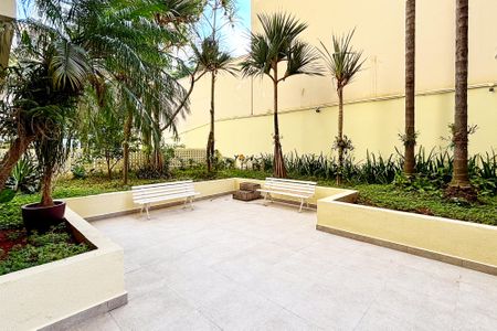 area verde comum de apartamento à venda com 2 quartos, 86m² em Pinheiros, São Paulo