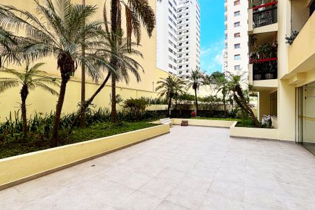 area verde comum de apartamento à venda com 2 quartos, 86m² em Pinheiros, São Paulo