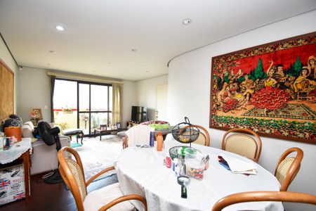 Apartamento à venda com 86m², 2 quartos e 3 vagasSala