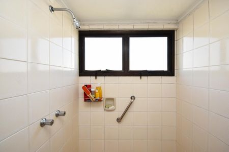 Apartamento à venda com 86m², 2 quartos e 3 vagasbanheiro quarto 2
