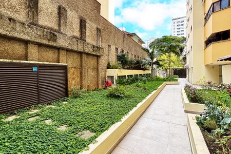 area verde comum de apartamento à venda com 2 quartos, 86m² em Pinheiros, São Paulo