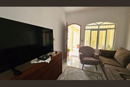Casa à venda com 2 quartos, 124m² em Jardim Danubio, Jundiaí