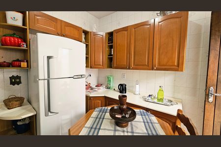 Casa à venda com 2 quartos, 124m² em Jardim Danubio, Jundiaí